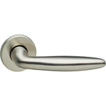 Gatdeel rechts Sigaar op rozet nikkel mat Gatdeel rechts Sigaar op rozet nikkel mat